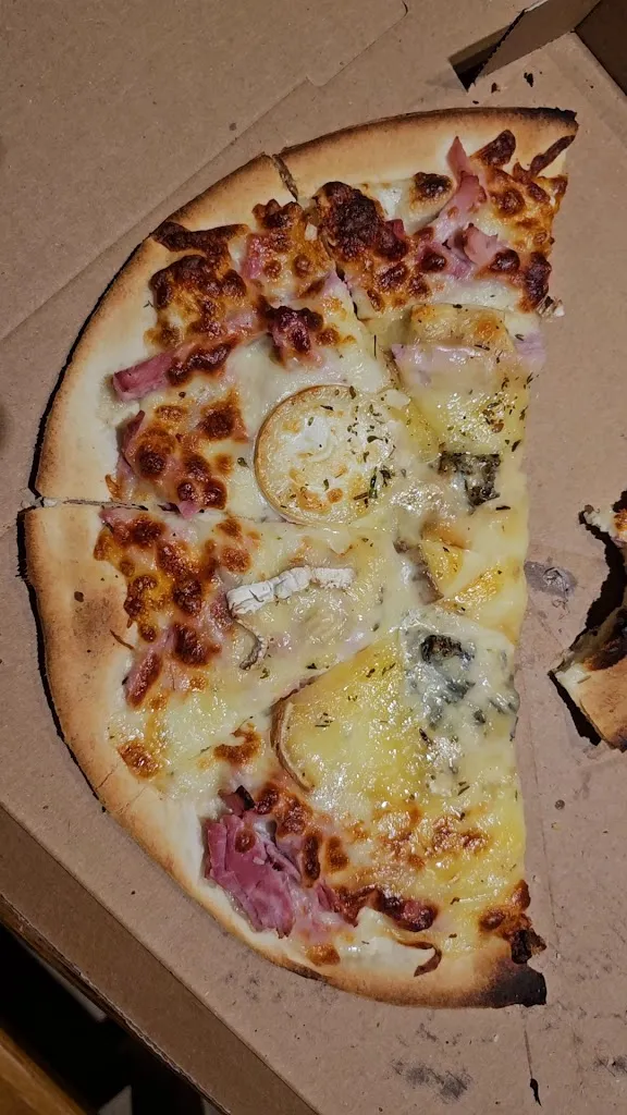 pizz'burger_Arelaune-en-Seine_slider_image_2