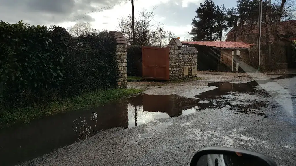 Rotisserie de L'ours Noi_Saussaye_slider_image_1