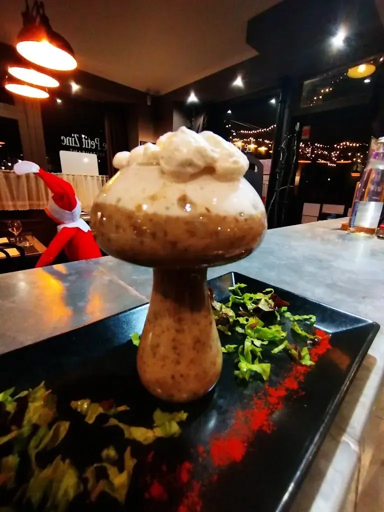 Le Petit Zinc Restaurant_Orbec_slider_image_3