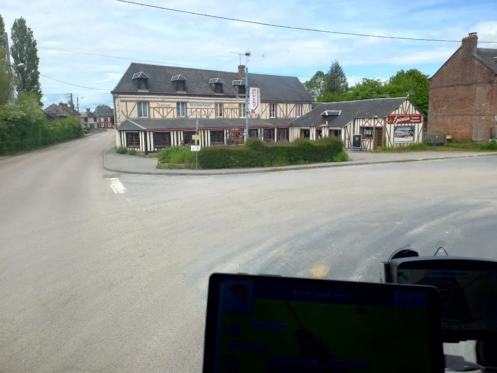 Le Cheval Bai_Ferté-en-Ouche_slider_image_3