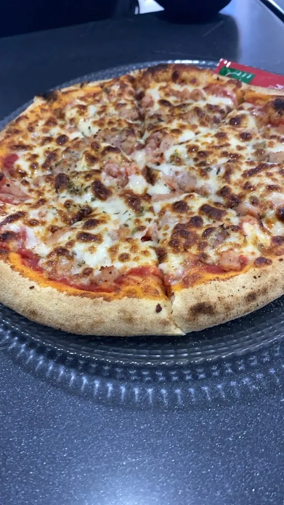 Delices Pizza Orbec_Orbec_slider_image_2