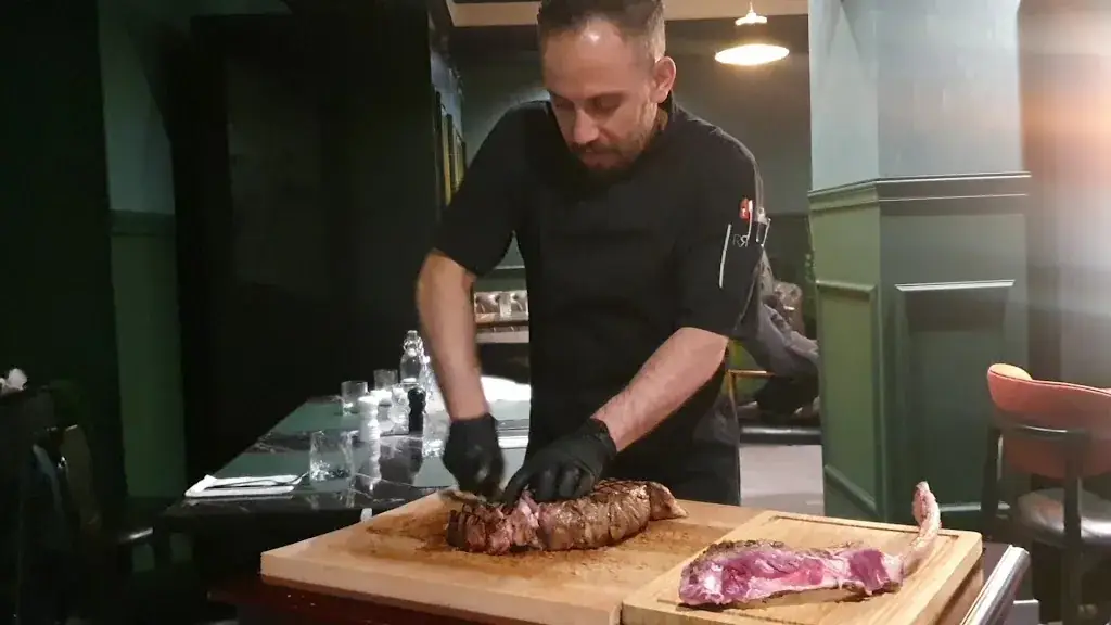 BIG BEEF ROUEN_Grand-Quevilly_slider_image_2