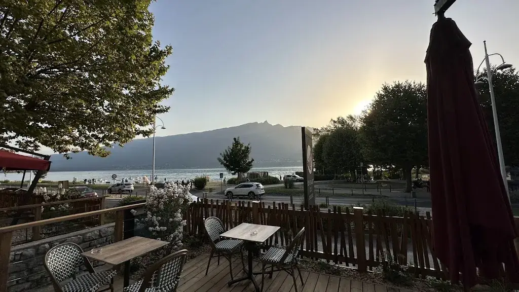 Le Chalet Du Coucou ristorante a Tresserve