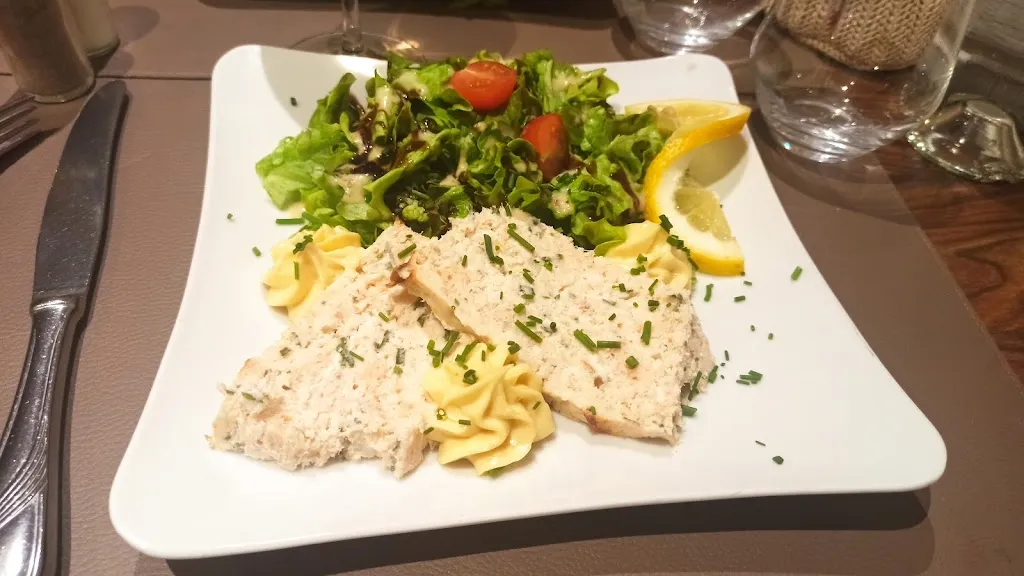 Michou ter_Le Diplodocus_Havre_recensione