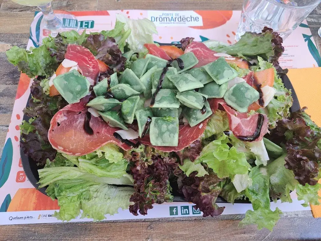 Céline Ponce_L'idéal Resto du Palais_Hauterives_review