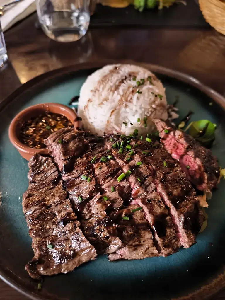 Le Bagatelle_Havre_slider_image_3