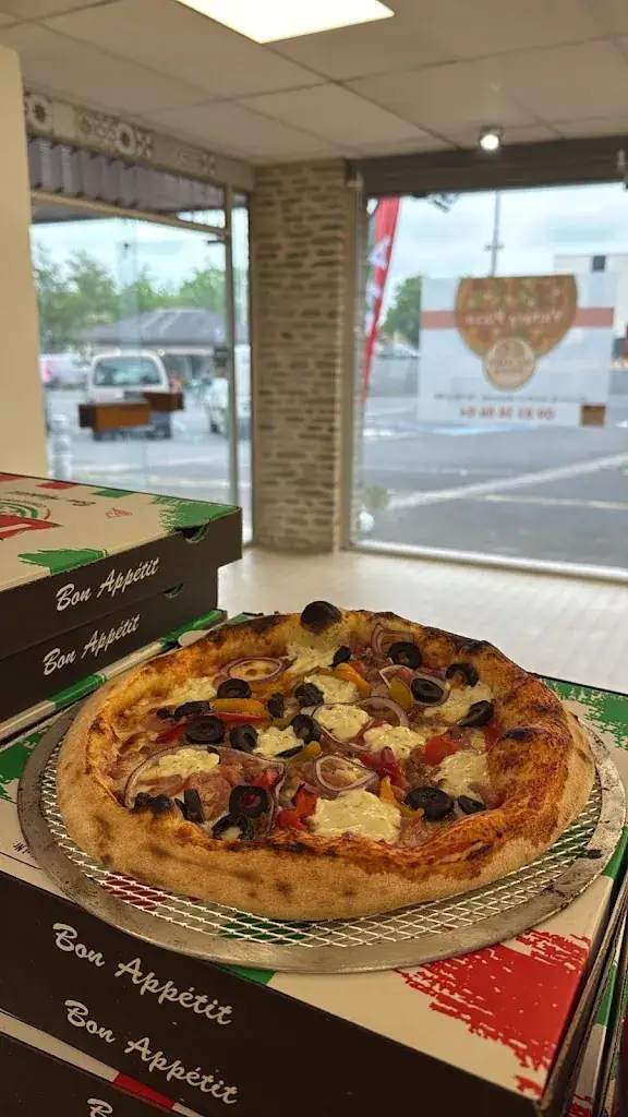 Victory Pizza_Molay-Littry_slider_image_2