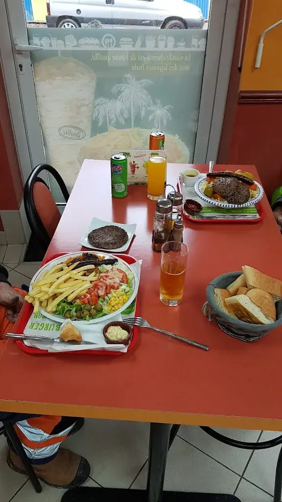 Menu_Aux Roulants_Petit-Quevilly_image_4