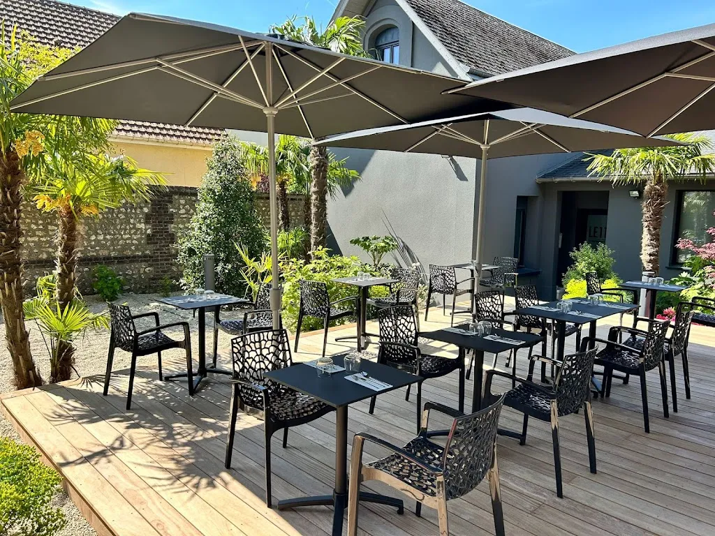 Le 111 Restaurant in Mesnil-Esnard