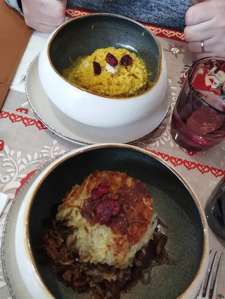 Margaux Sanson Fournier_Chez Alice et Fanny, au 60 ..._Mesnil-Esnard_review