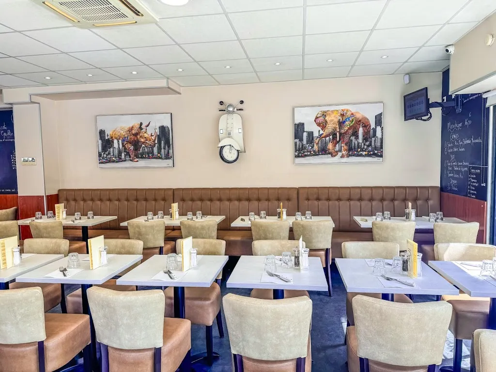 Le Neptune restaurant in Mesnil-Esnard