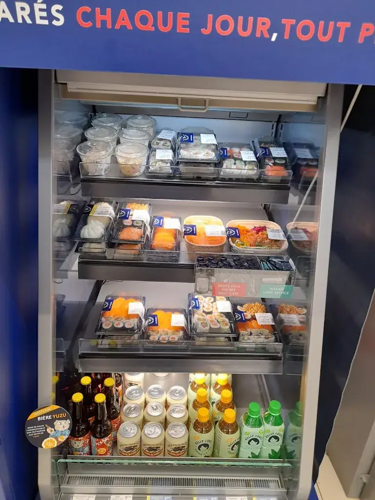 Sushi Daily Le Mesnil Esnard Vitrine restaurant à Mesnil-Esnard