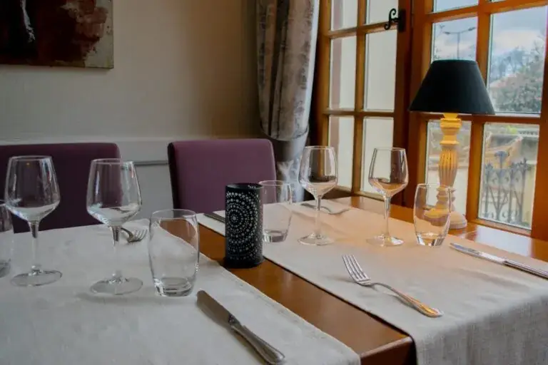 Restaurant LE RELAIS_Hauterives_slider_image_1