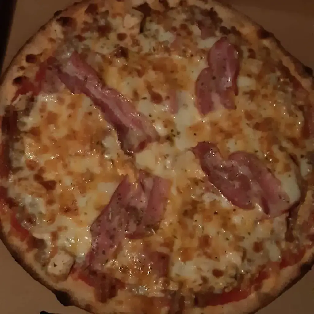 Laura Micault_La Pâte à Thuit - Pizzeria_l'Oison_review