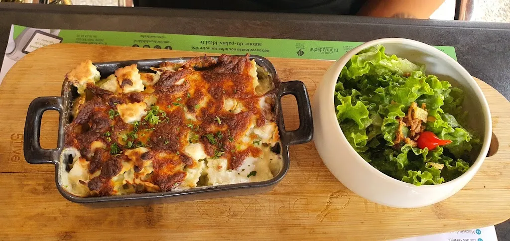 Le Palais Des Glaces_Hauterives_slider_image_3