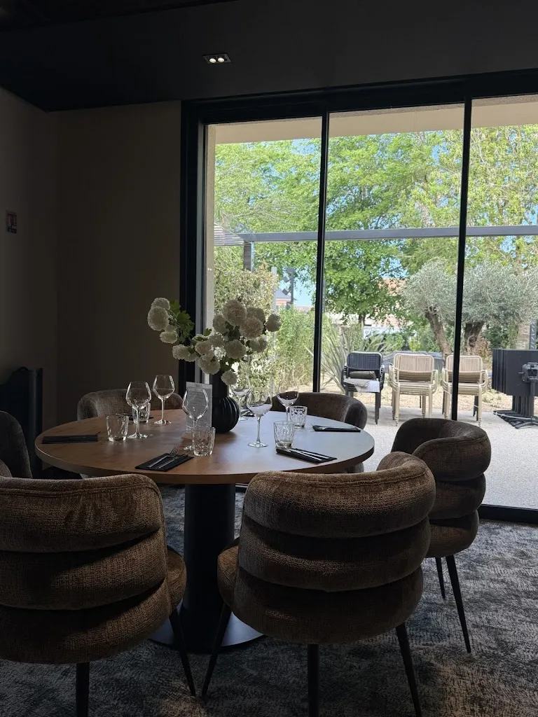 La Table de Socrate_Vaudreuil_slider_image_1