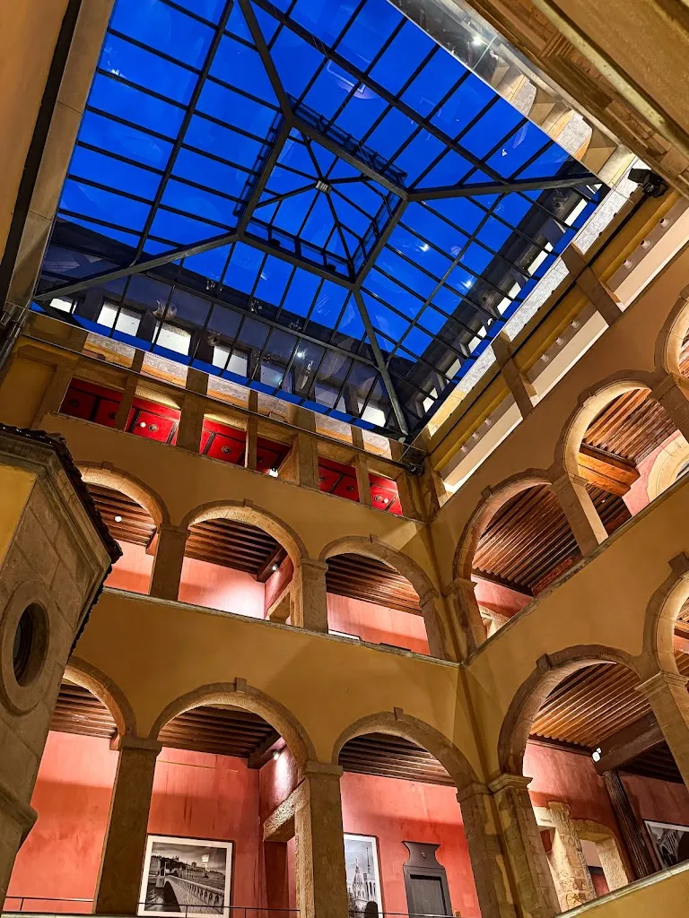 Les Loges_Lyon_slider_image_3
