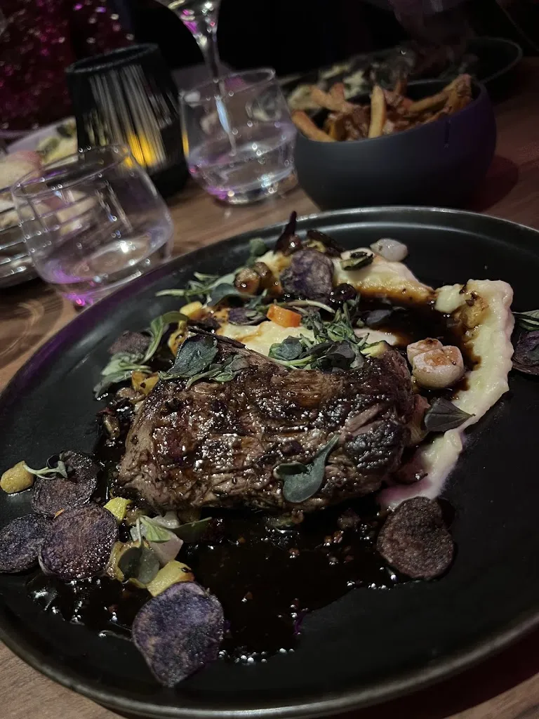 Catherine Tong_Les Loges_Aix-les-Bains_review