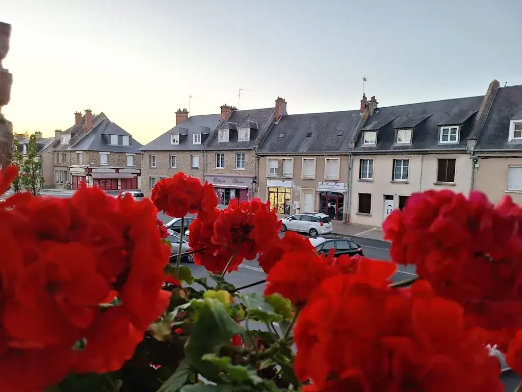 David Grant_Le Normandy_Lessay_review