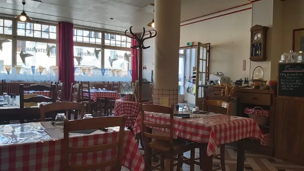 Le Normandy_Lessay_slider_image_3