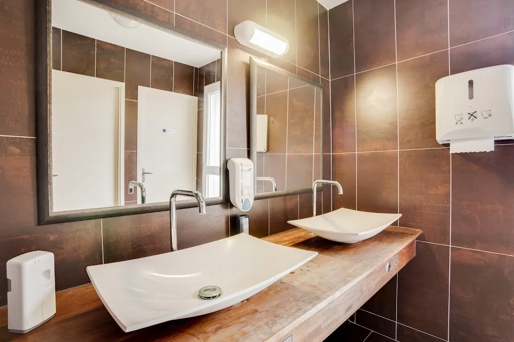 Brit Hotel Comfort La Côte Des Havres_Lessay_slider_image_3