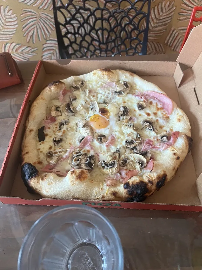 Eléonore Fissier_Pizza Rocket (LIEUREY)_Lieurey_avis