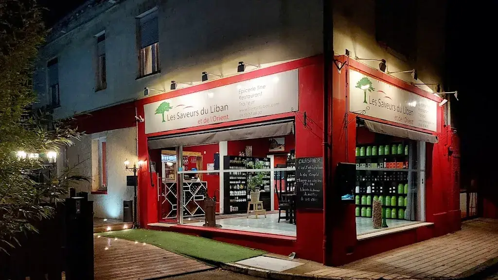 bourma patisserie libanaise restaurant in Andelys