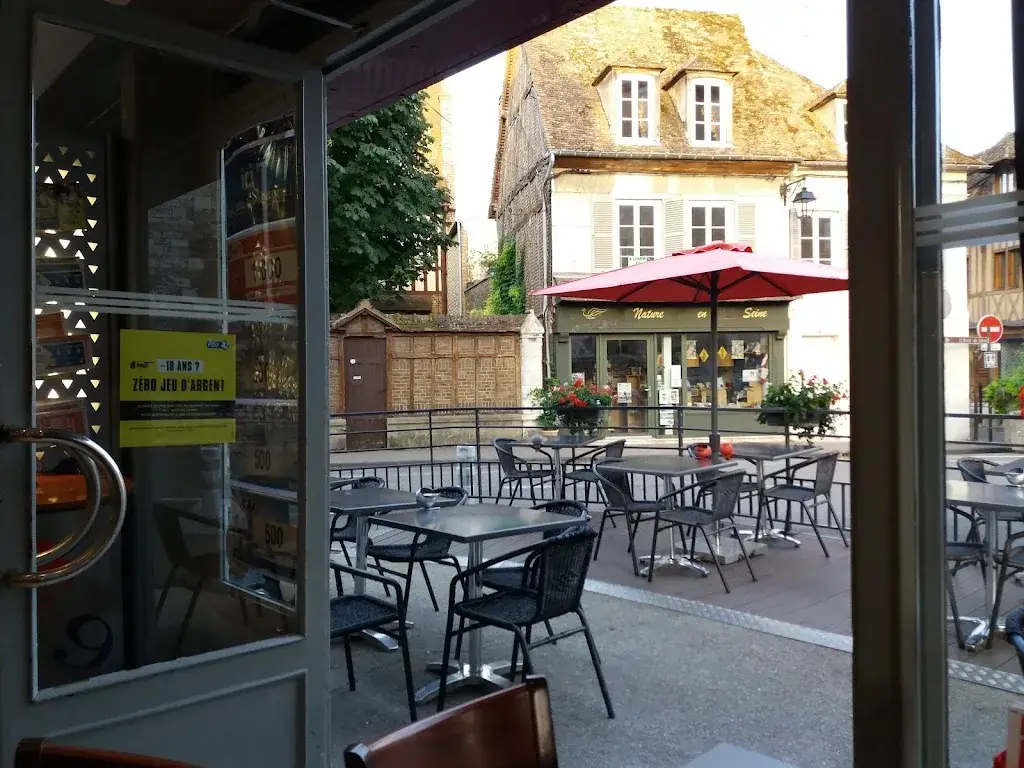 Le café du petit Andely_Andelys_slider_image_1