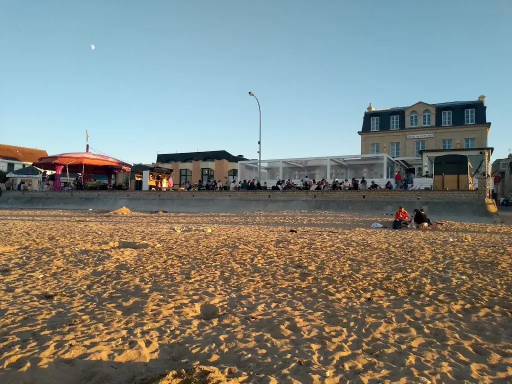 Andre Speek_La Fabrique_Lion-sur-Mer_review