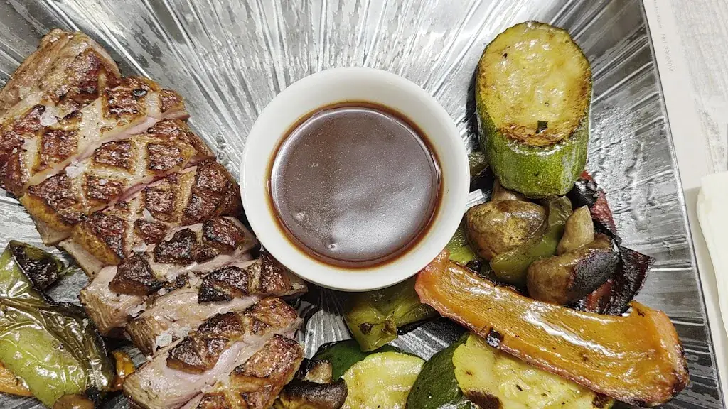 Bistrot de la Fontaine_Hauteville_slider_image_2