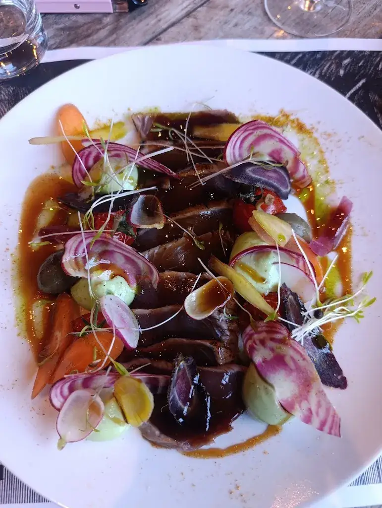 Catherine DELPLANQUE_Atelier N9_Mortagne-au-Perche_review