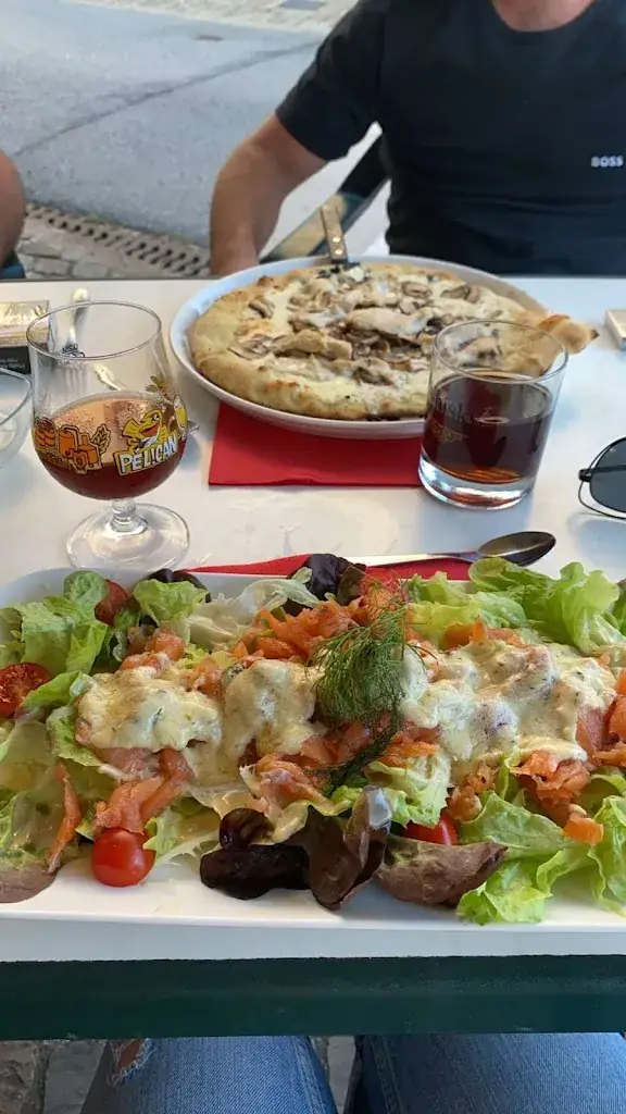 Caroline_Pizzeria 2M_Villages_review
