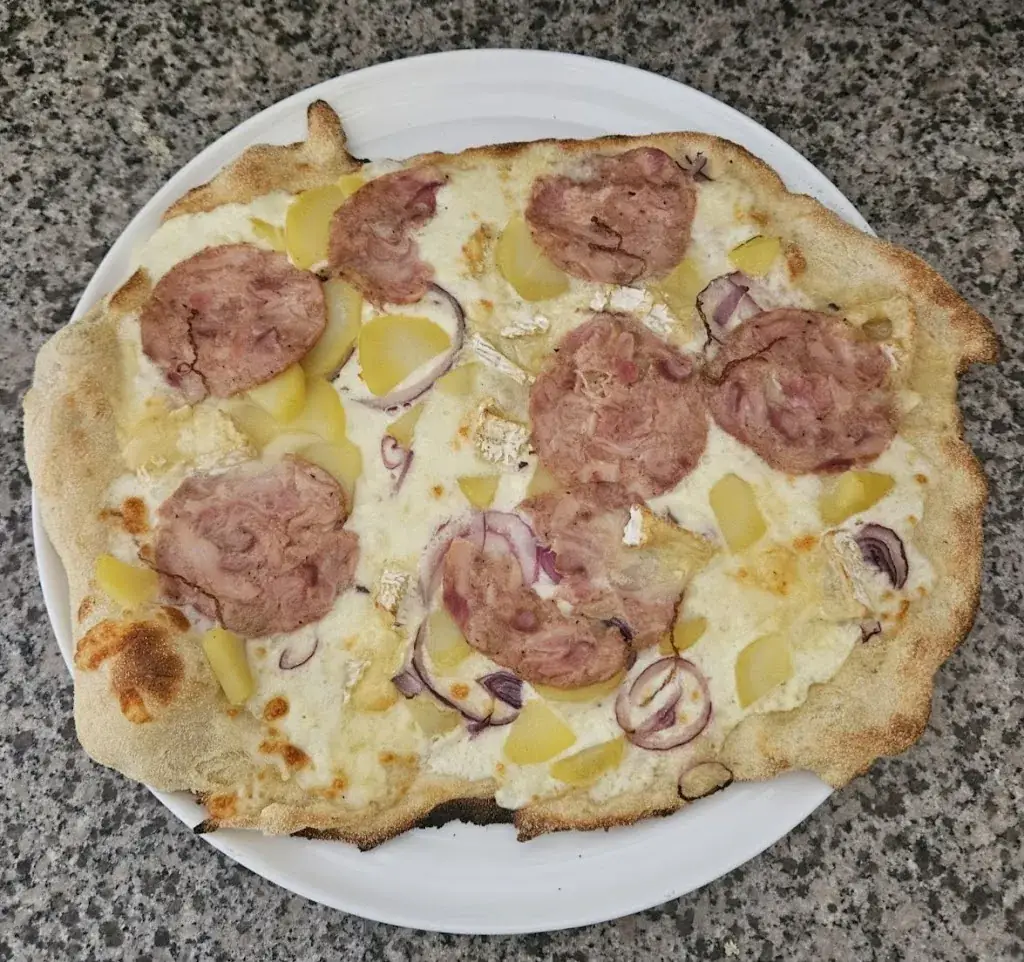 Pizzeria 2M_Villages_slider_image_3