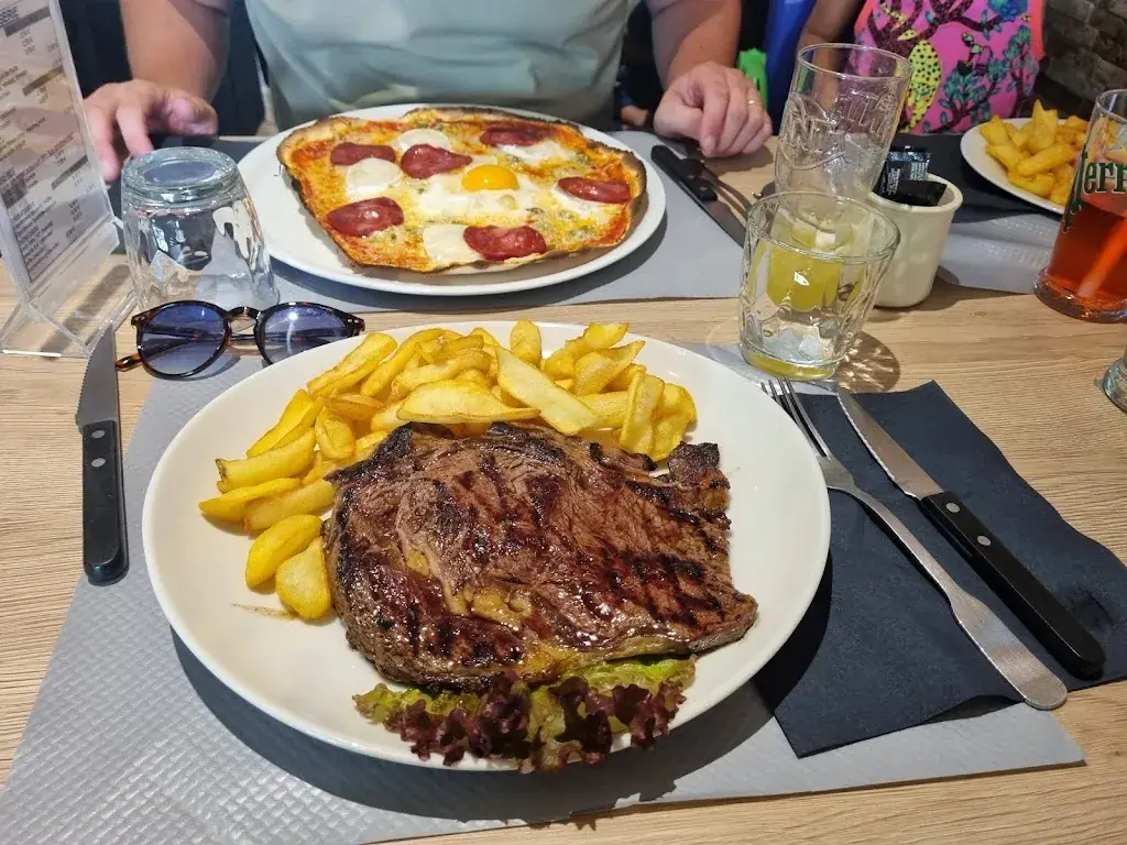 Elisa DUEZ_PIZZERIA LE MONT- ORIO_d'Hauteville_review