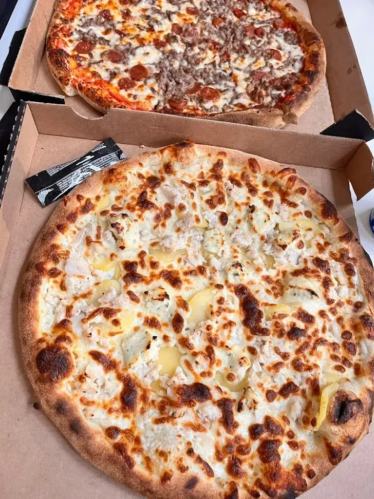 LA BONNE ADRESSE PIZZA LILLEBONNE_Lillebonne_slider_image_2