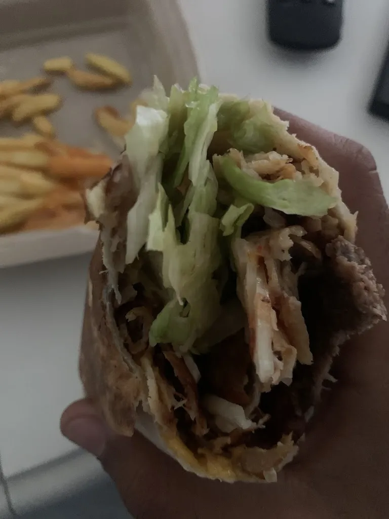 Lahcen Khanfour_Royal grill kebab_Lillebonne_avis