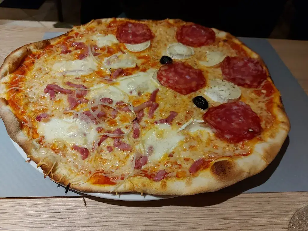 Montorio Vincent Roger Restaurant in d'Hauteville