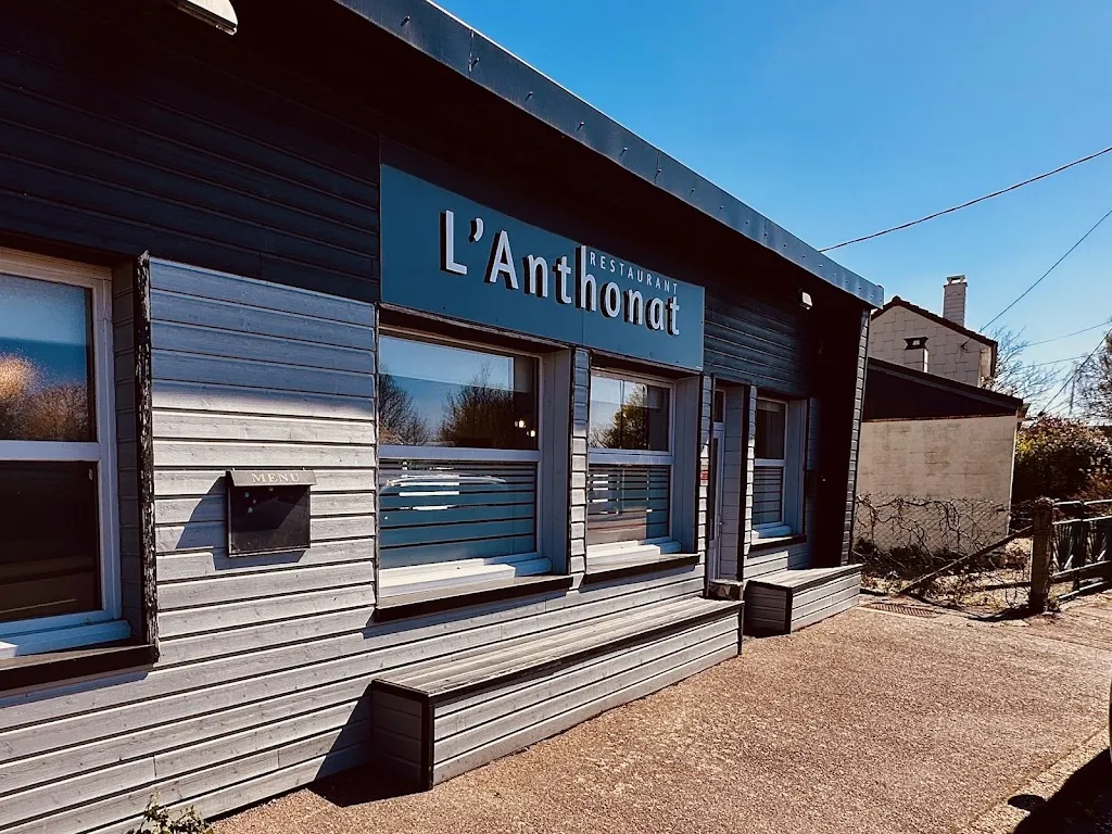 Etienne Viaud_L'Anthonat_Port-Jérôme-sur-Seine_review