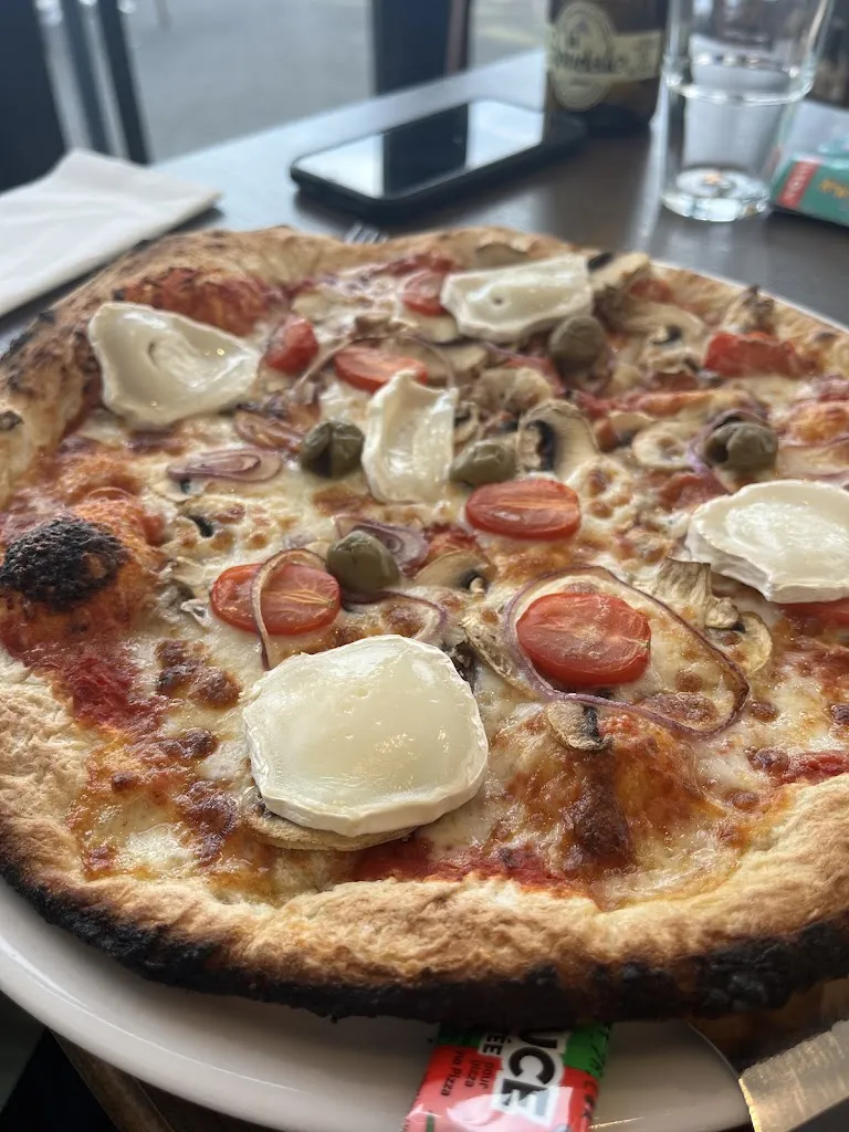 Aurore Vignes_La Parenthèse - Restaurant Pizzeria autour de Caen_Louvigny_review