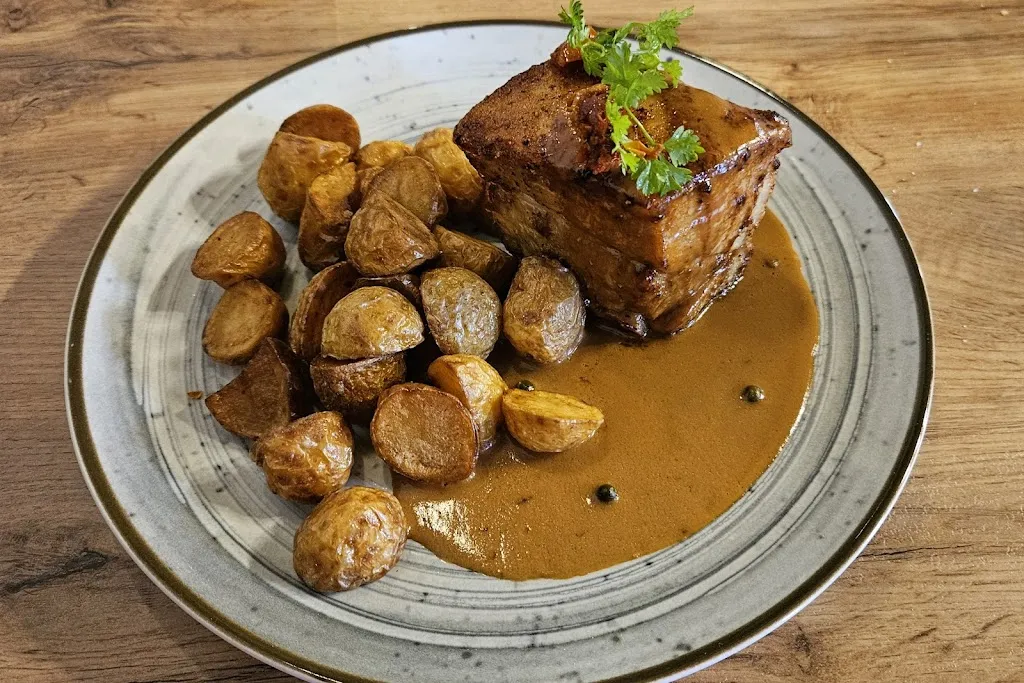 M. Lenhardt (McLenhardt)_Chez Jeannette Luneray_Luneray_recensione