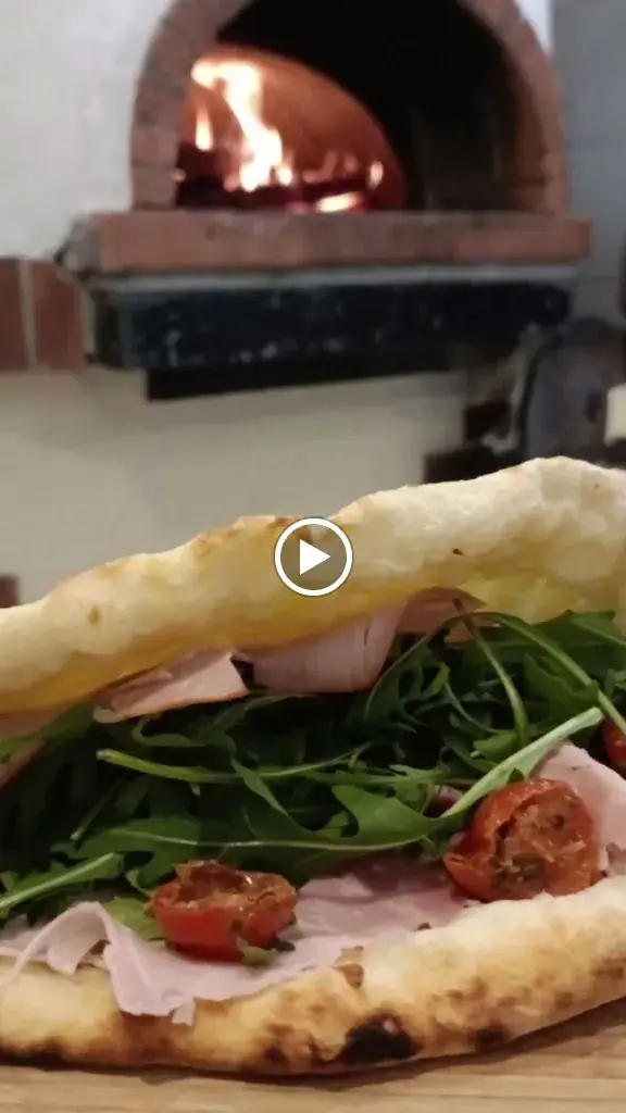 Pizza Antonio La Pizza Cuite au Feu de Bois_Luneray_slider_image_2