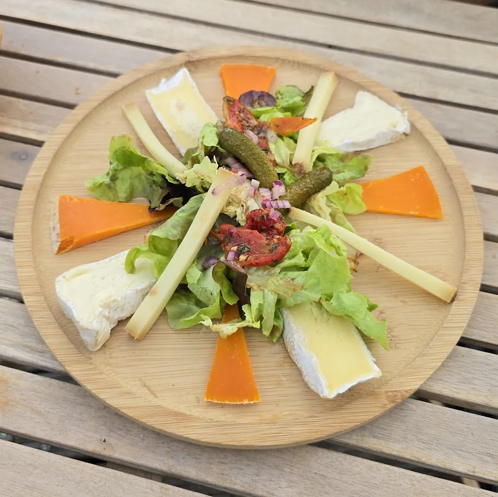 Sandra D_Les voiles_Sainte-Marguerite-sur-Mer_review