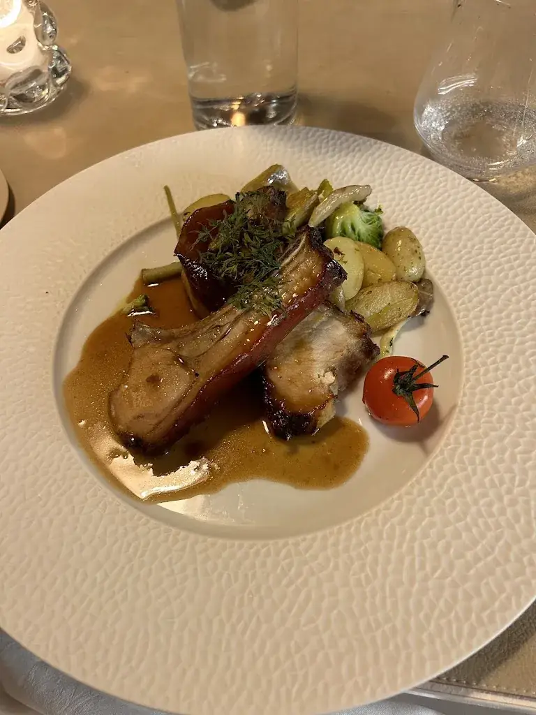 Pierre L_Maison Mer_Luc-sur-Mer_review