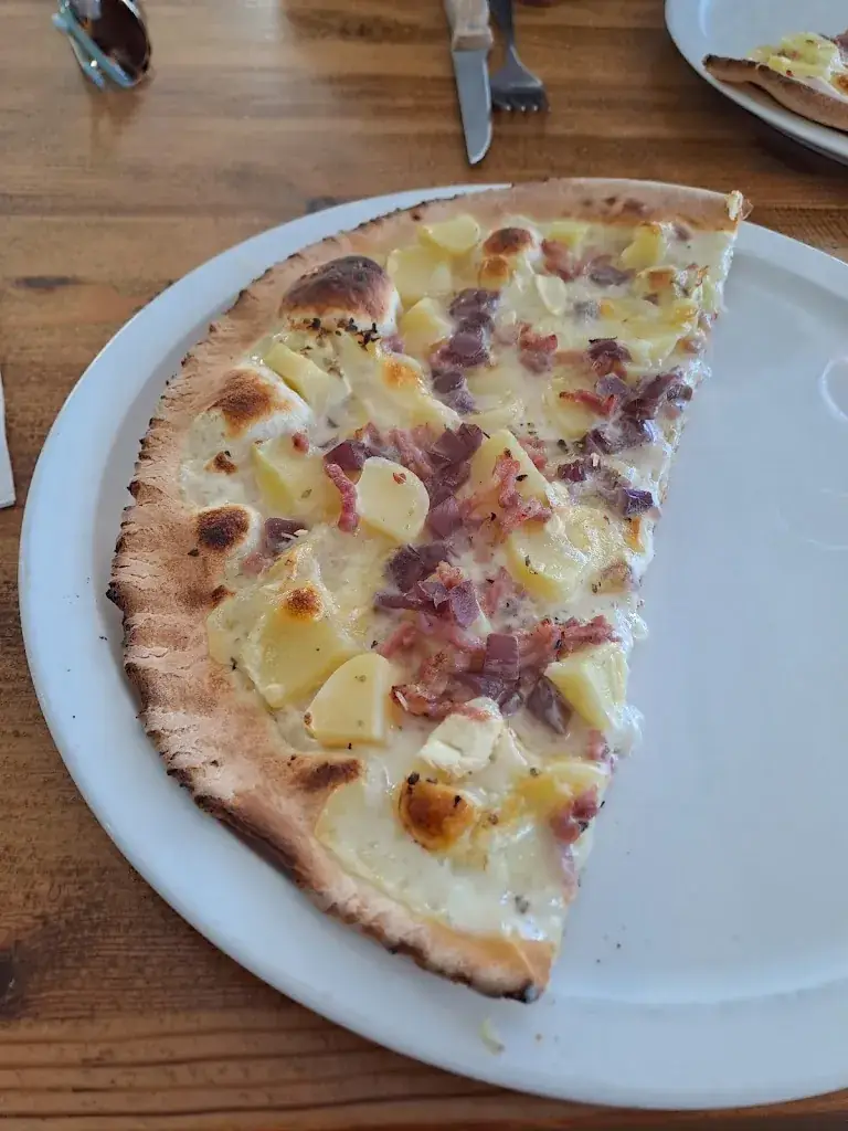 Paul Wright_LA VILLA DE LUC_Luc-sur-Mer_review