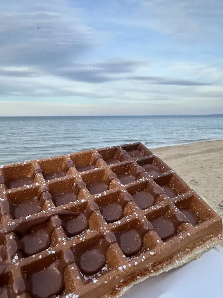 La Gui-Gui de Luc_Luc-sur-Mer_slider_image_2