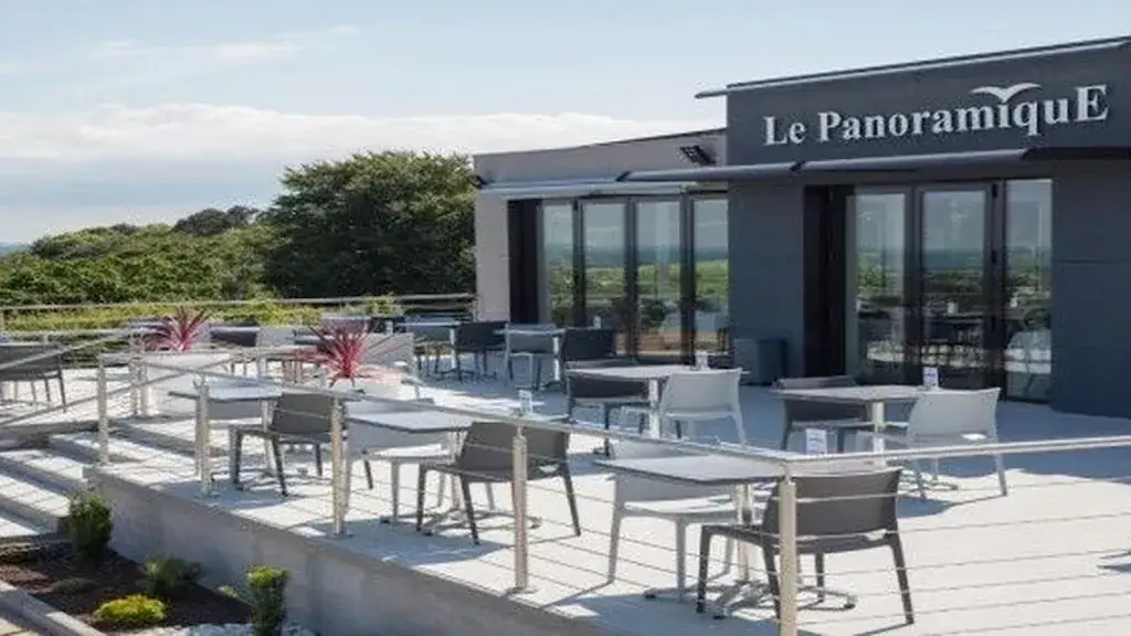 Restaurant Le Panoramique_Pernelle_slider_image_1
