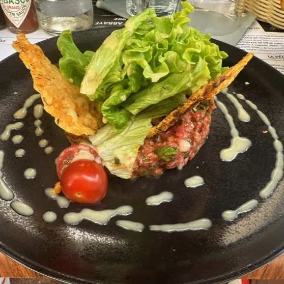 Candice Gromadzik_La Brasserie De L'abbaye_Montivilliers_review