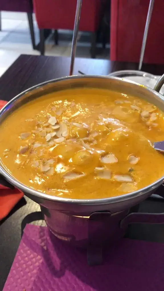 Le Taj Mahal_Louviers_slider_image_2