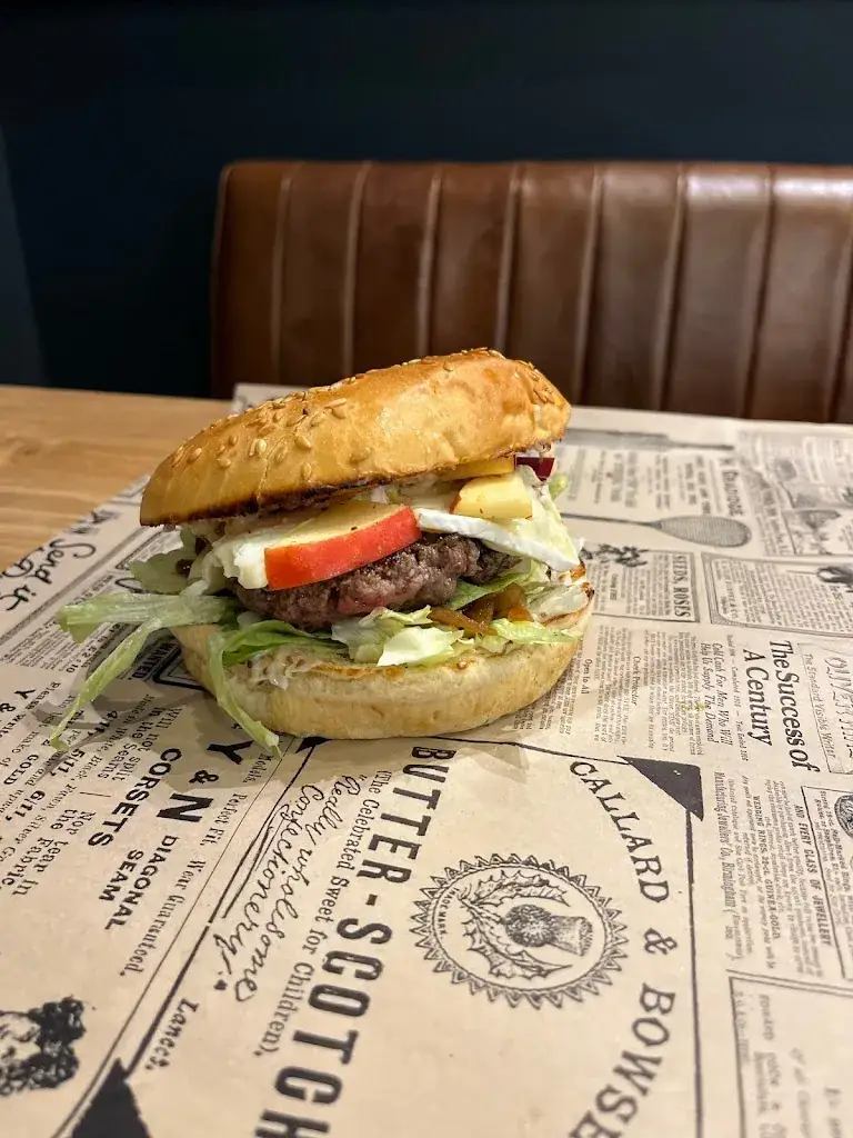 Restaurant Colin's Burger Louviers_Louviers_slider_image_3