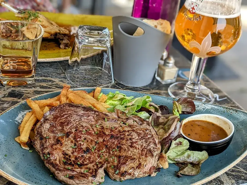 Brasserie le Parvis_Louviers_slider_image_2